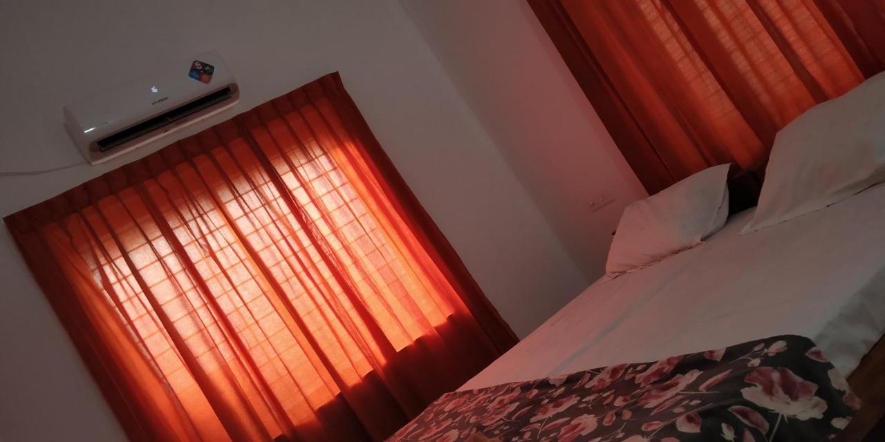 Pearl Inn Kottakkal Exterior foto